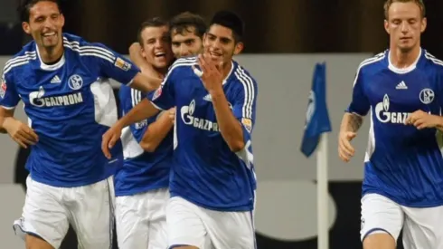 Carlos Zambrano debutó en primera división en el Schalke 04.
