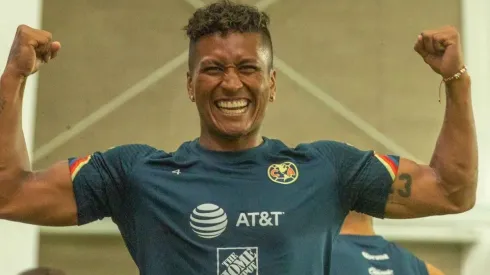 ¡Se eleva la exigencia! Pedro Aquino tendrá nueva competencia en el América de México