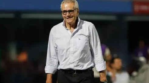 Gregorio Pérez llegó a Lima y mandó esperanzador mensaje al hincha de Universitario