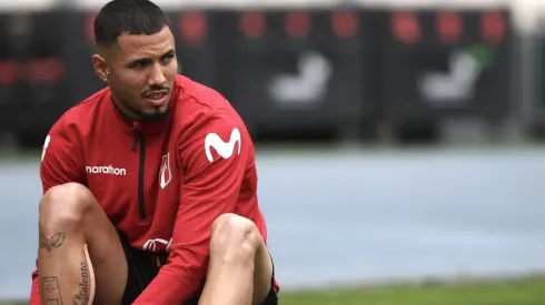 Peña quedó fuera del duelo ante Venezuela y corre riesgo de no jugar ante Brasil por Eliminatorias