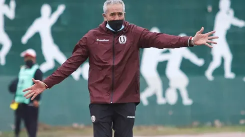 Gregorio Pérez autocrítico tras caída de la 'U': "Esto no es de merecer, hay que hacer los goles"