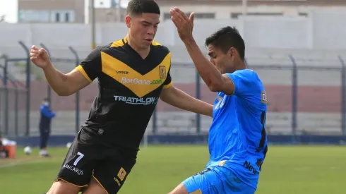 ¡Calidad de exportación! Yuriel Celi se mandó golazo y usuarios piden que juegue en el extranjero