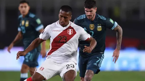 ¡Números para Europa! Aquino suma la mayor cantidad de quites en las Eliminatorias