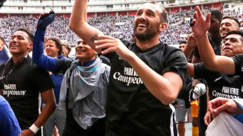 Barcos reveló qué les dijo Bustos antes de la final y contestó si se queda en Alianza