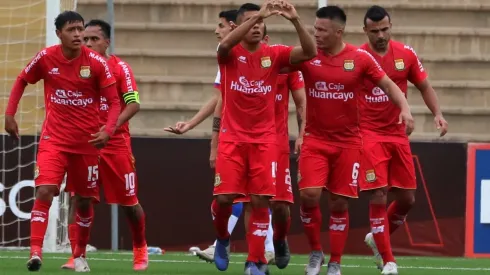 El plantel de Sport Huancayo celebrando un gol. (Foto: Liga de Fútbol Profesional)