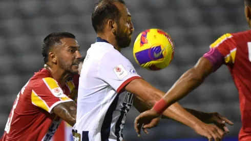 Hernán Barcos, delantero de Alianza Lima. (Foto: Liga de Fútbol Profesional)
