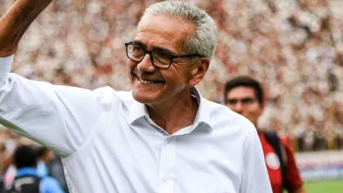 Gregorio Pérez, exentrenador de Universitario de Deportes. (Foto: Twitter Universitario)