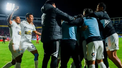 Sporting Cristal se mide ante Talleres de Córdoba este martes. (Foto: Twitter Sporting Cristal)