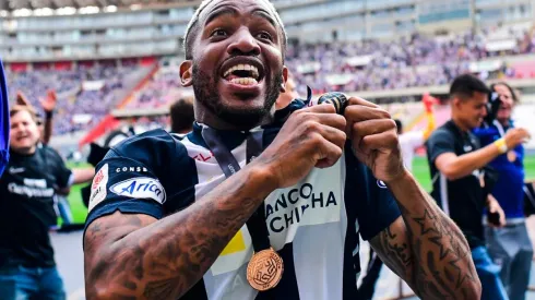 Carlos Bustos habló sobre la interna de Alianza Lima: “Jefferson Farfán es importante en el grupo”. (Foto: Liga de Fútbol Profesional)