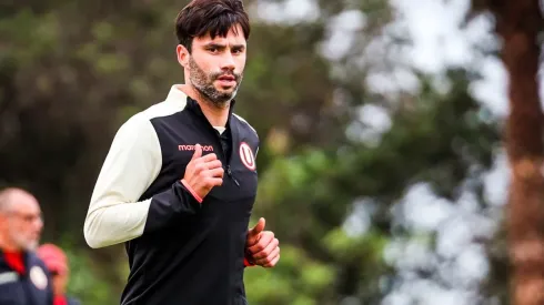 "Fácil es especular y opinar sin conocimiento": Ferrari explicó ausencia de Yacob. (Foto: Twitter Universitario)