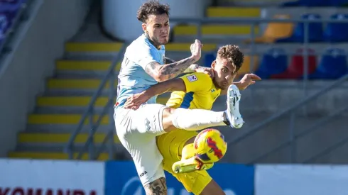 Gustavo Dulanto se ausentará un tiempo en Riga FC debido a una lesión en su pierna derecha. Foto: Infobae
