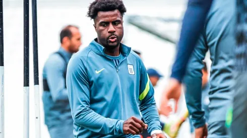 Ramos contundente: "Estoy pensando en Alianza, no en la Selección". (Foto: Twitter Alianza Lima)