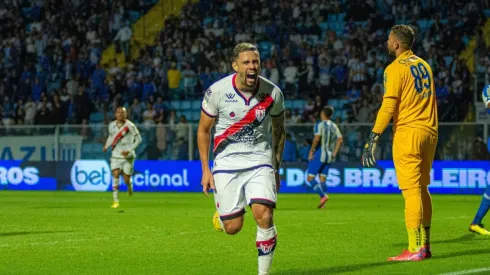 Avaí de Paolo Guerrero vs. Atlético Goianiense EN VIVO por el Brasileirao 2022-23. Foto: ESPN
