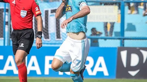 A pesar de que estas dos personas se encuentran alejadas del fútbol, Erick Delgado respondió las críticas de Felipe Cantuarias hacia Innova, por la salida de Horacio Calcaterra. No es la primera vez que ambos se enfrentan.