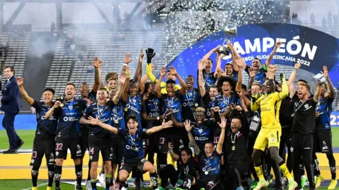 Sao Paulo v Independiente del Valle - Copa CONMEBOL Sudamericana 2022: Final