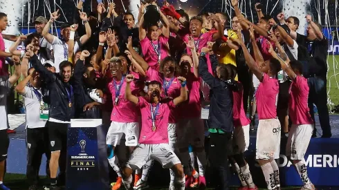 Colon v Independiente del Valle - Copa CONMEBOL Sudamericana 2019