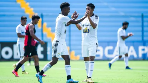 Sporting Cristal le da una paliza a Melgar e ilusiona a todos sus hinchas