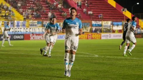 Racing Club ganó a San Martín con gol de Paolo Guerrero (VIDEO)
