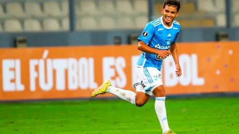 ¿Cómo hizo Tiago Nunes para repotenciar a Jhilmar Lora?