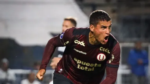 Universitario hizo el milagro y consiguió una gran victoria