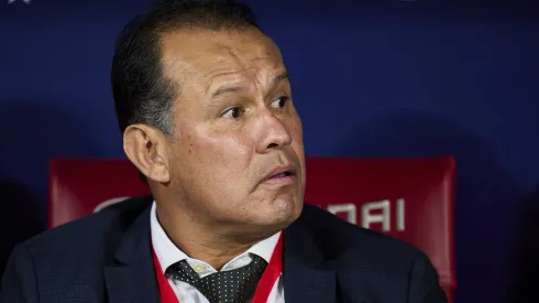 MADRID, SPAIN – MARCH 28: Juan Reynoso of Peru looks on during the international friendly game between Morocco and Peru at Civitas Metropolitan Stadium on March 28, 2023 in Madrid, Spain. (Photo by Alex Caparros/Getty Images)
