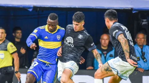 Boca con asistencia de Advíncula volvió al triunfo