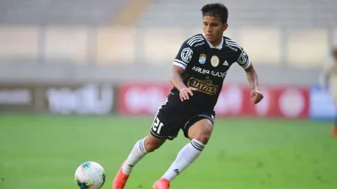 Lora será el reemplazo de este crack chileno