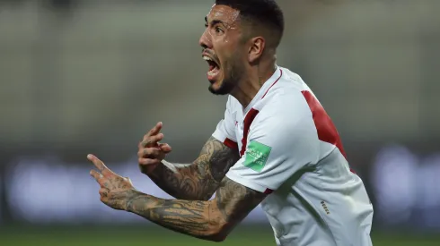 LIMA, PERU - OCTOBER 07: Sergio Peña of Peru celebrates after scoring the second goal of his team during a match between Peru and Chile as part of South American Qualifiers for Qatar 2022 at Estadio Nacional on October 07, 2021 in Lima, Peru. (Photo by Daniel Apuy/Getty Images)