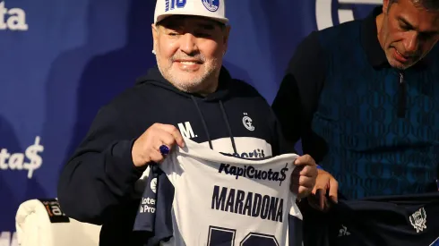 Soccer Football – Argentina – La Plata, Argentina – September 8, 2019 President of Gimnasia y Esgrima Gabriel Pellegrino and Diego Maradona during his presentation as new coach REUTERS/Agustin Marcarian
