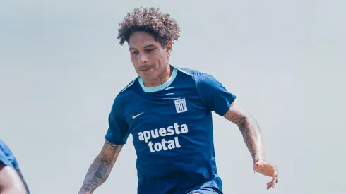 Paolo Guerrero tomó una radical decisión.