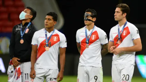 Renunció a la Selección Peruana, pero juega en su club