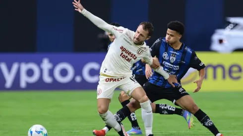 Horacio Calcaterra ante IDV.