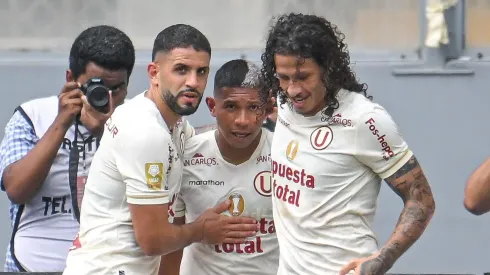 Universitario de Deportes durante un partido de Liga 1.