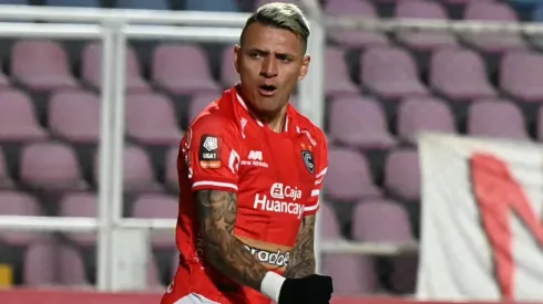 Carlos Garcés, delantero de Cienciano.