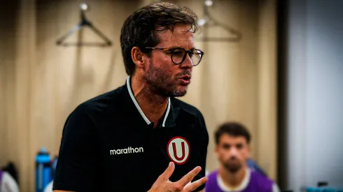 Manuel Barreto y Universitario.