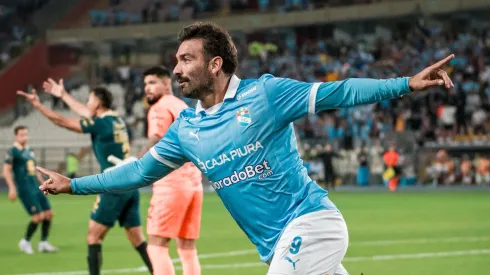 Cauteruccio y Sporting Cristal.