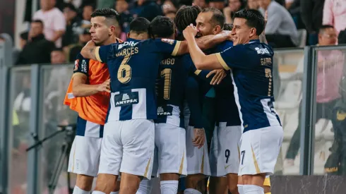 Alianza Lima celebrando.