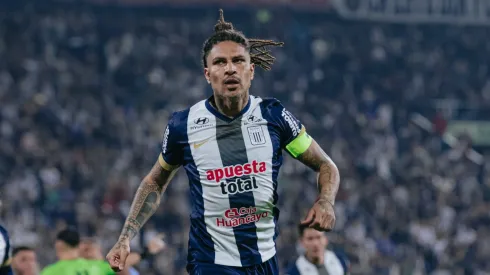 Paolo Guerrero anotó doblete en Alianza Lima vs. Binacional.