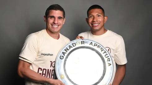 Aldo Corzo y Edison Flores con Universitario.