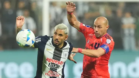 Alianza Lima vs. Universidad de Chile.