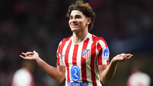 Julián Álvarez viene de convertir tres goles en la victoria por 3-2 de Atlético Madrid sobre Rayo Vallecano.