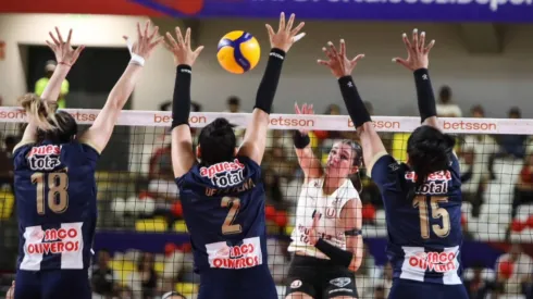 Alianza Lima vs. Universitario
