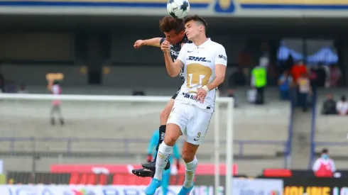 Dinenno en una pelota dividida
