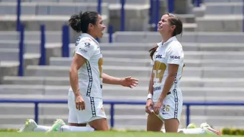 Festejo de la anotación de Pumas Femenil

