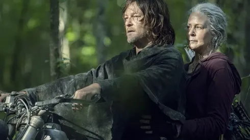 Norman Reedus y Melissa McBride en TWD
