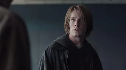 Louis Hofmann en Dark
