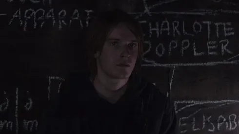 Louis Hofmann en Dark
