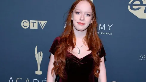 Amybeth McNulty se puso azul y causó sensación en las redes