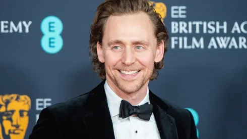 Tom Hiddleston, alejado de Marvel para su próximo proyecto.
