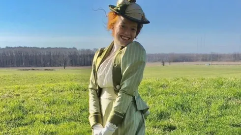 Amybeth McNulty
